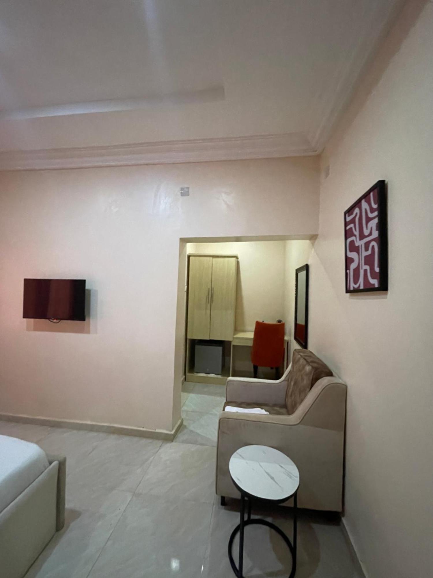 Nexus Xpress Hotel Abudża Zewnętrze zdjęcie