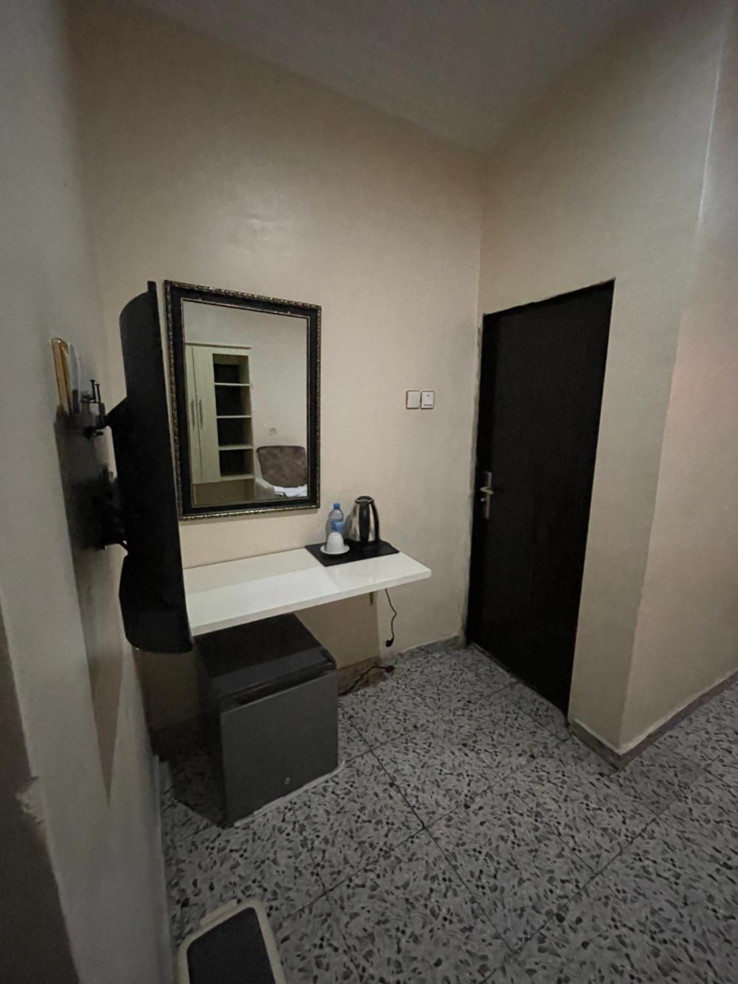 Nexus Xpress Hotel Abudża Zewnętrze zdjęcie